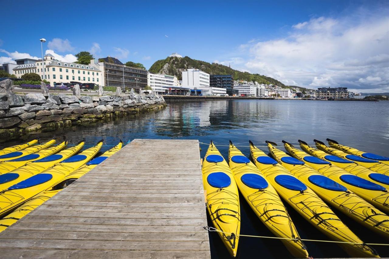 Hotel Four Monkeys à Ålesund Extérieur photo