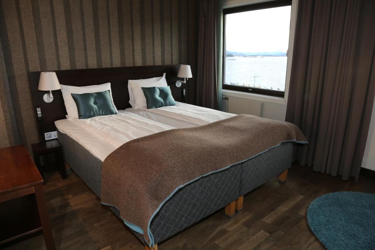 Hotel Four Monkeys à Ålesund Extérieur photo