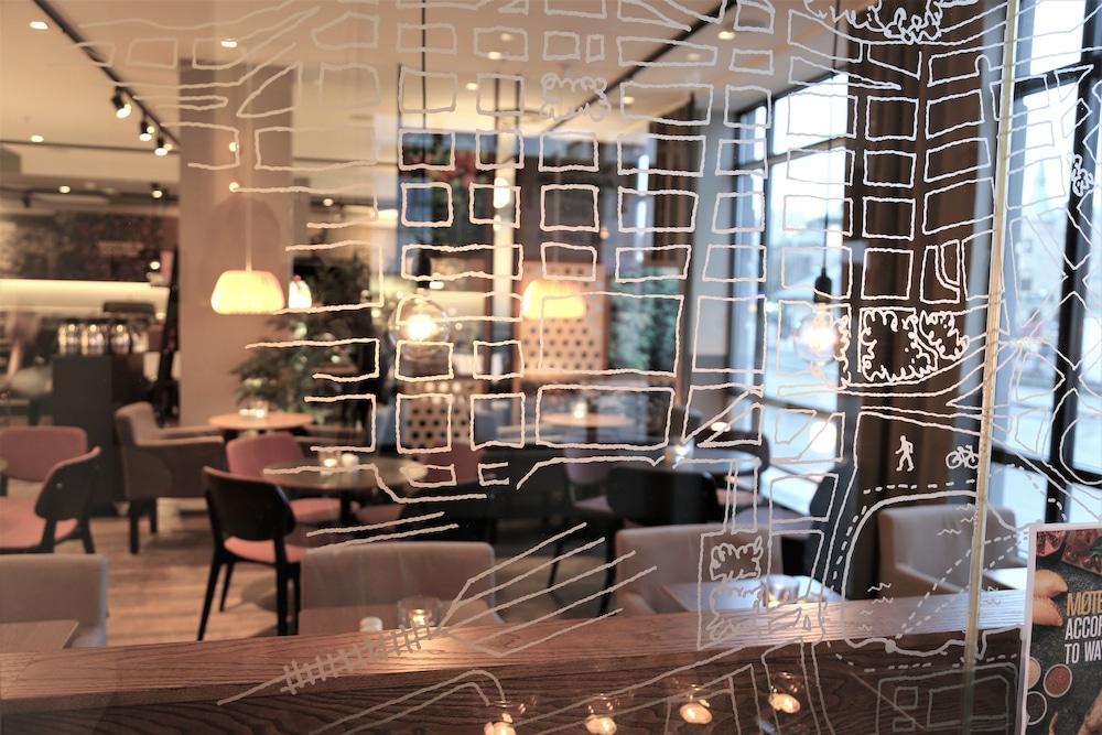 Hotel Four Monkeys à Ålesund Extérieur photo